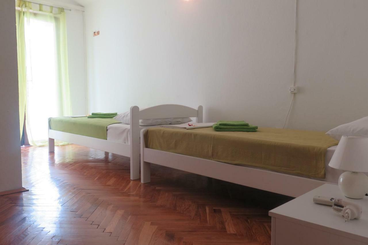 Lumbrela Apartments Стариград-Пакленица Екстериор снимка