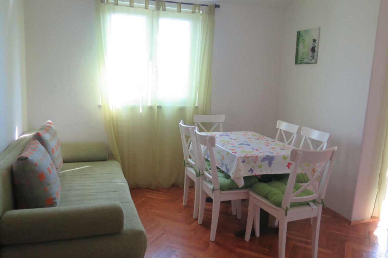 Lumbrela Apartments Стариград-Пакленица Екстериор снимка