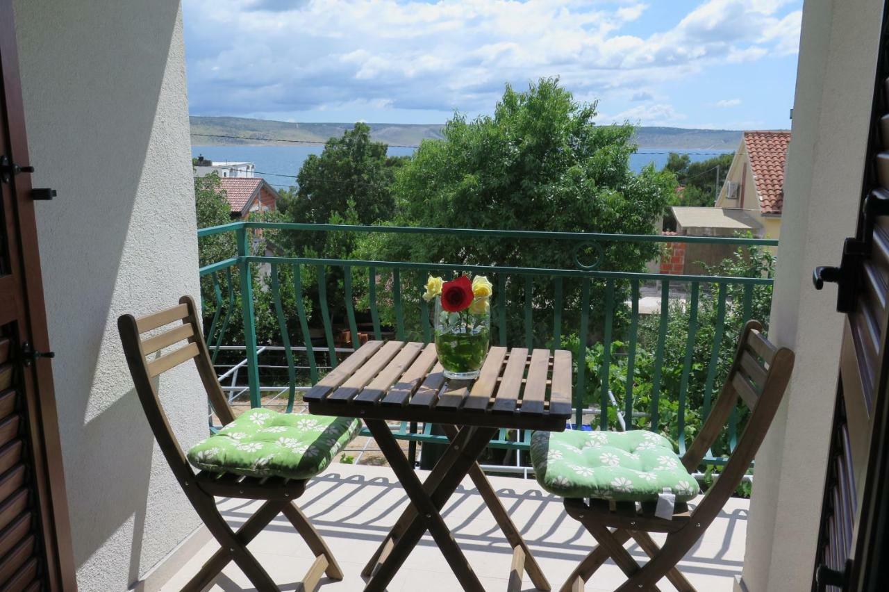 Lumbrela Apartments Стариград-Пакленица Екстериор снимка